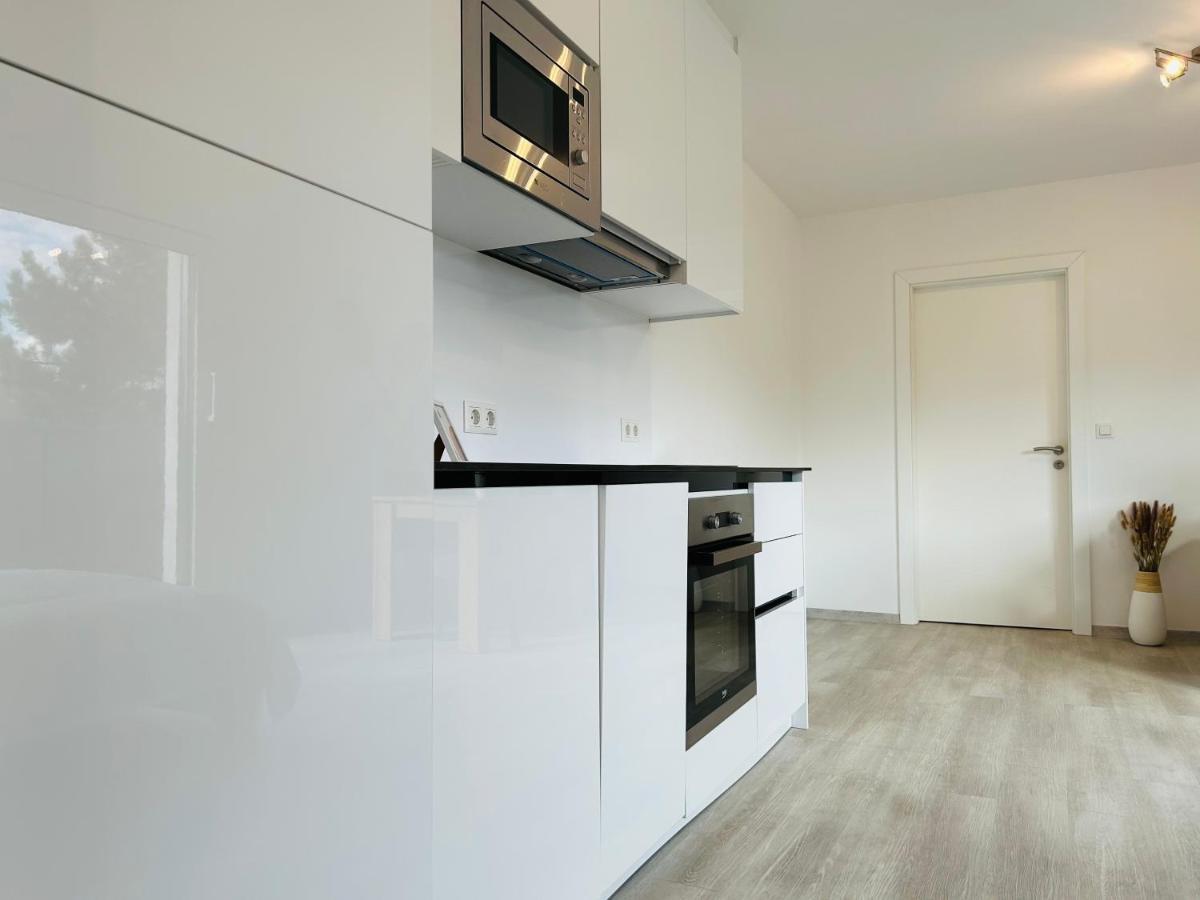 Modern - Free Parking - Balcony Apartment Виена Екстериор снимка